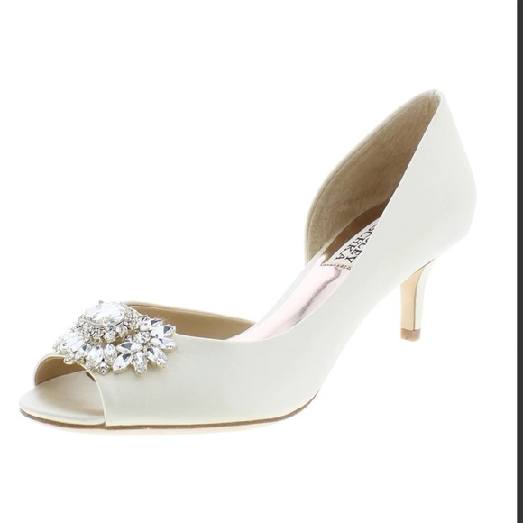 🆕 BADGLEY MISCHKA MACIE WOMENS EMBELLISHED PUMPS DRESS HEELS 👠 - Picture 8 of 10